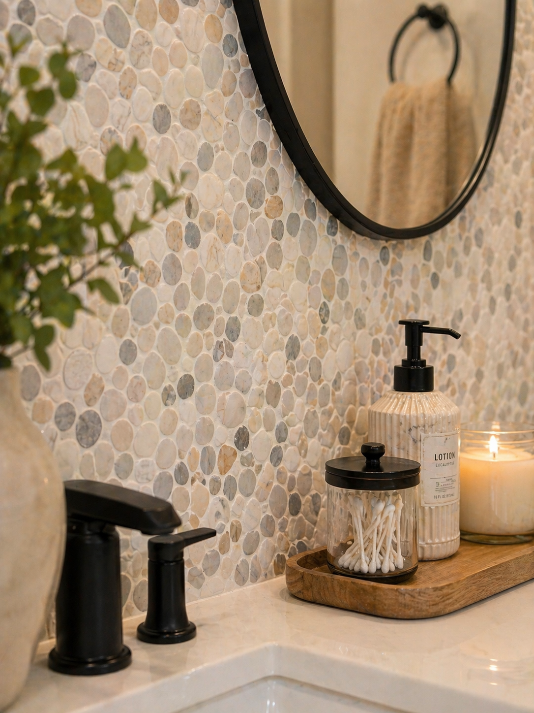 Douglas Mendota Heights — Penny Round Mosaic Tile Close-up